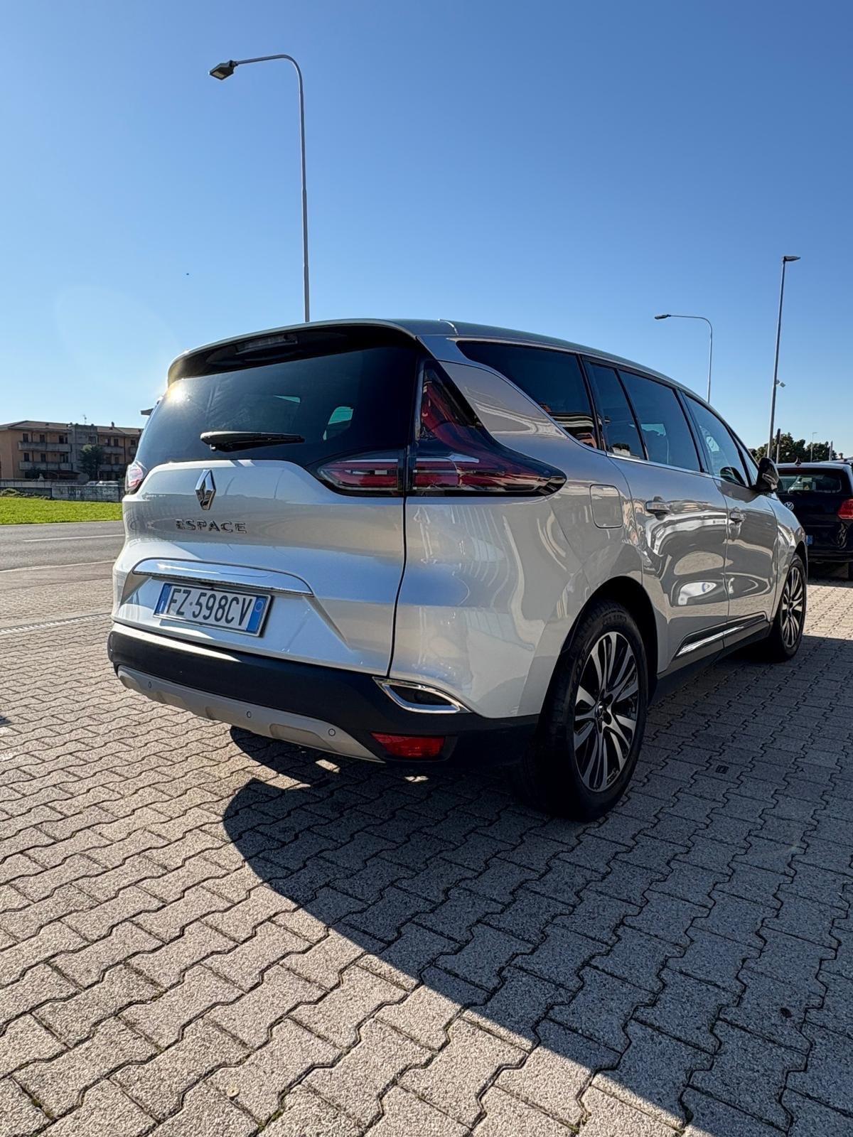 Renault Espace Blue dCi 160CV EDC Executive 4Control initiale paris