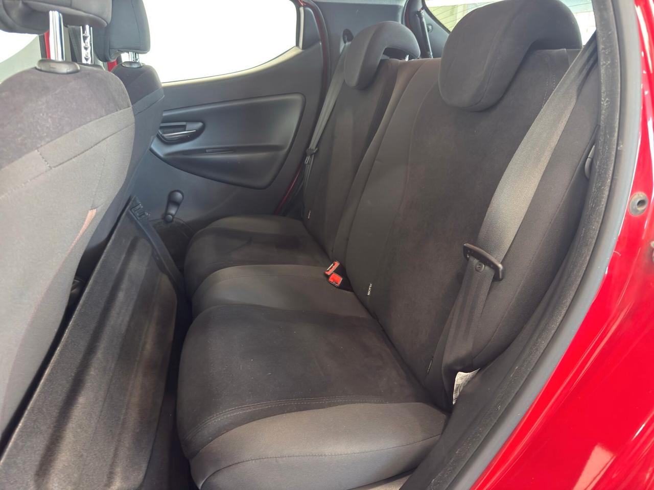 Lancia Ypsilon 1.3 MJT 16V 95 CV 5 porte S&S Gold