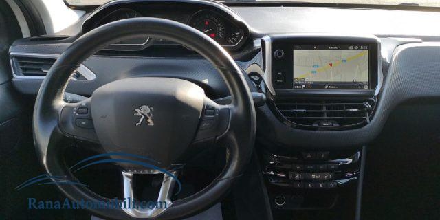 PEUGEOT 208 5 porte Allure NeoPatentati