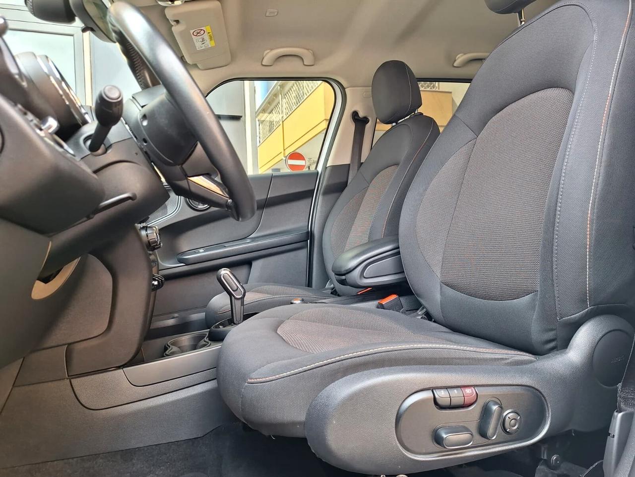 Mini Cooper Countryman 1.5 One D Hype