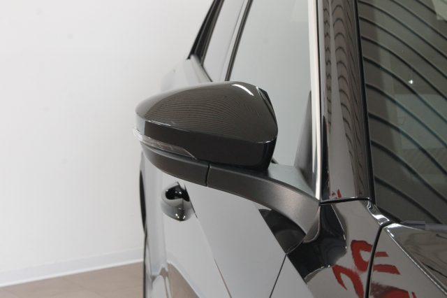 VOLKSWAGEN T-Roc 1.5 TSI ACT DSG R-LINE R LINE
