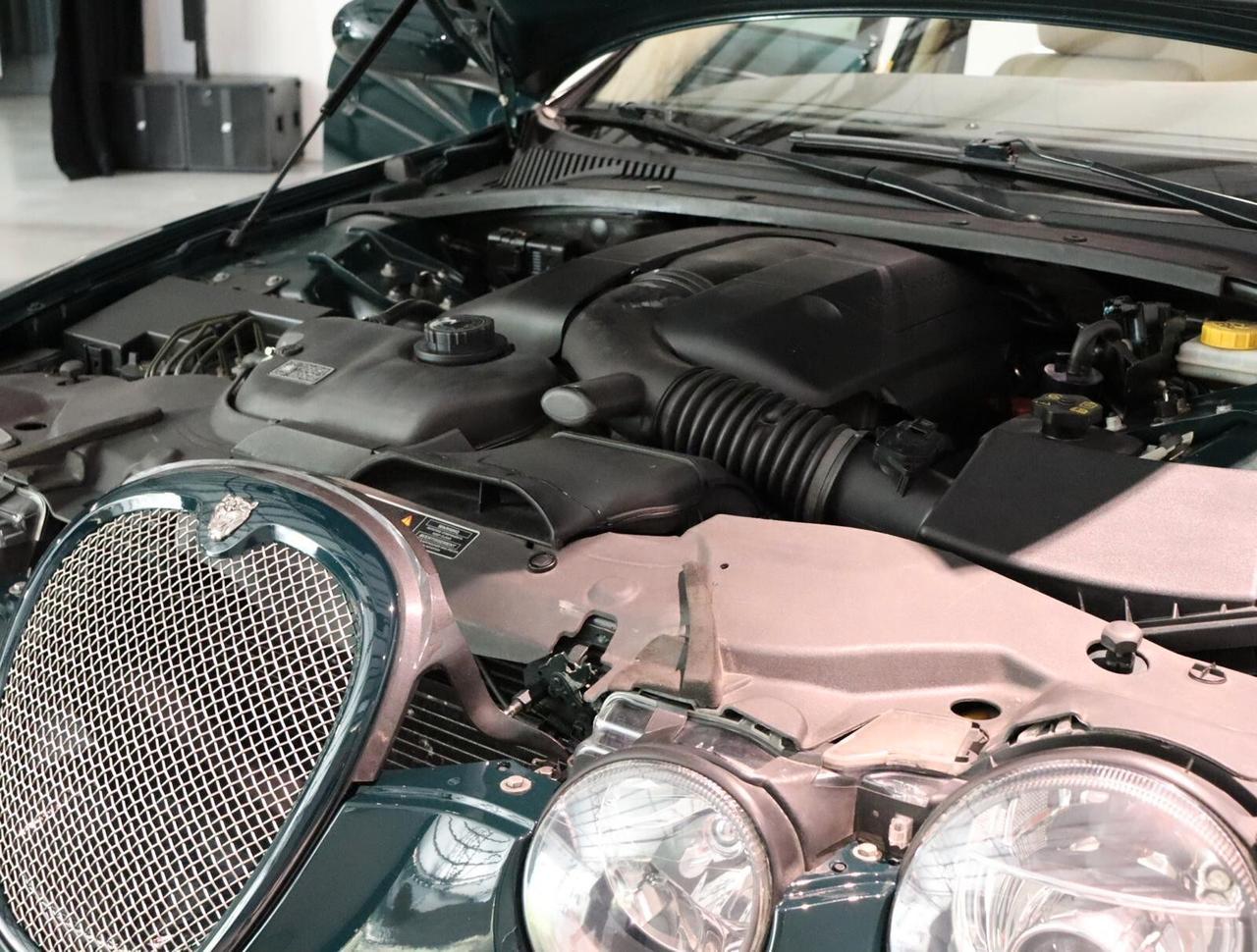 Jaguar S-Type (X202) 4.2 V8 32V cat R S/C
