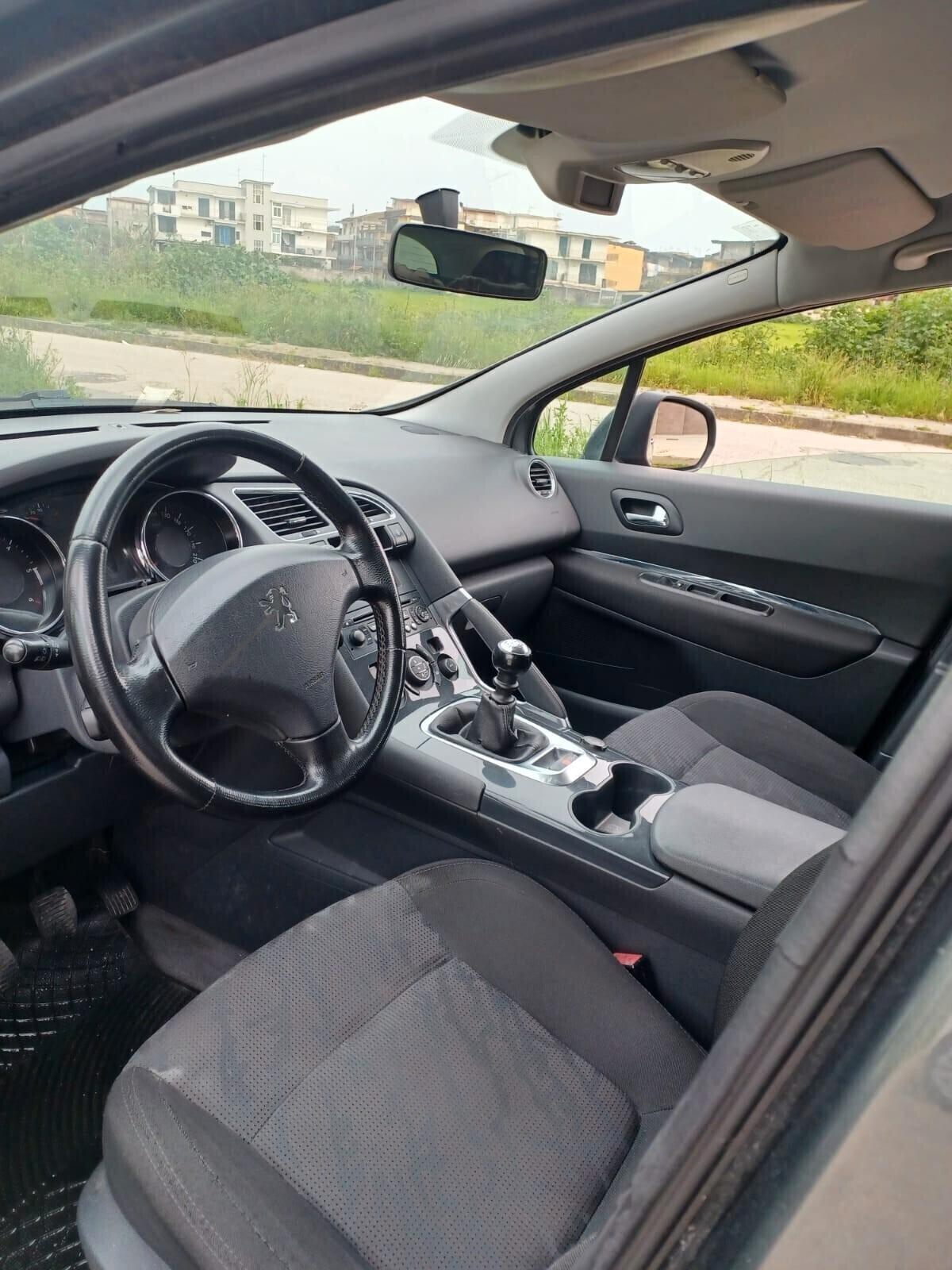 Peugeot 3008 1.6 HDi 112CV Business