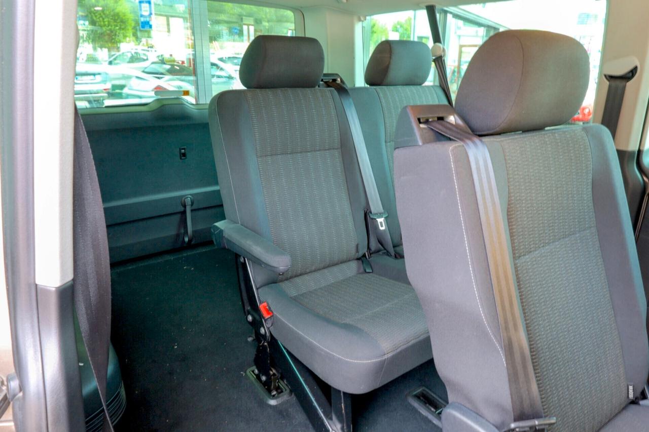 VOLKSWAGEN CARAVELLE DSG 4MOTION Passo Lungo 4x4