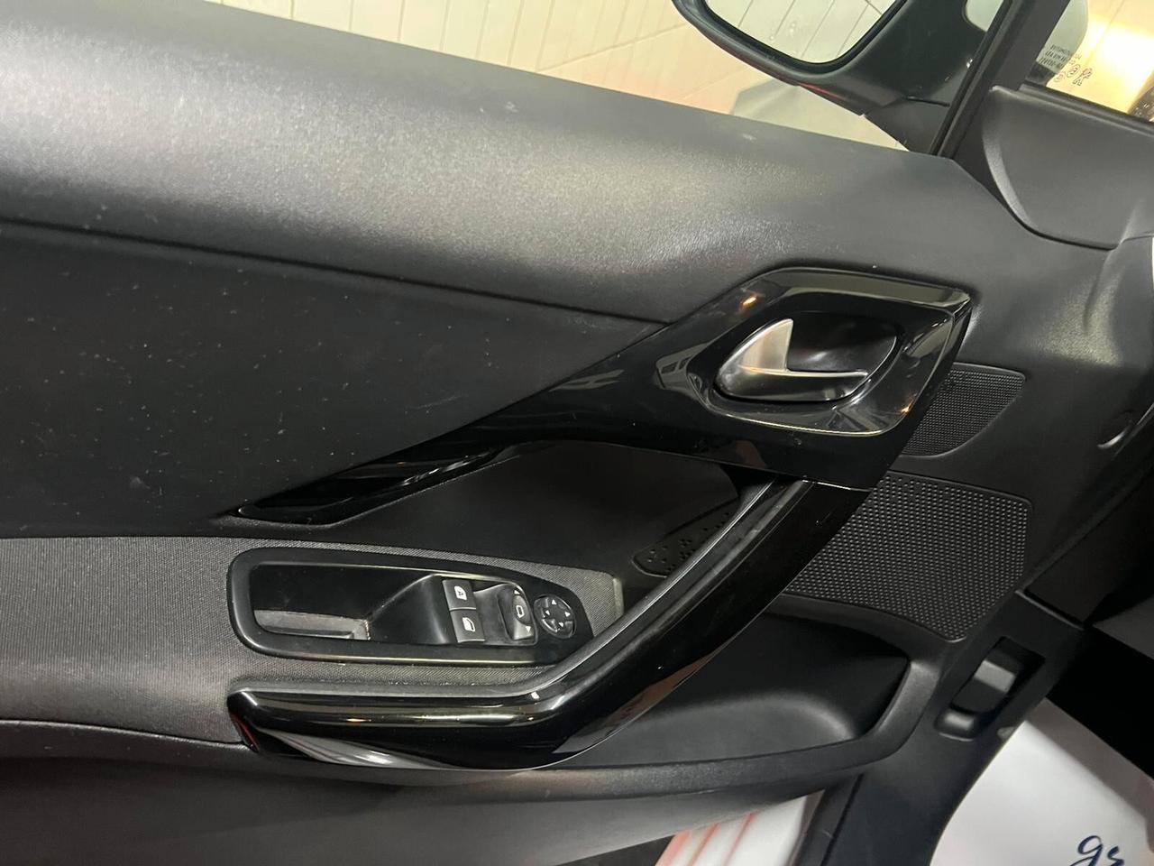 Peugeot 208 PureTech 68 5 porte Active