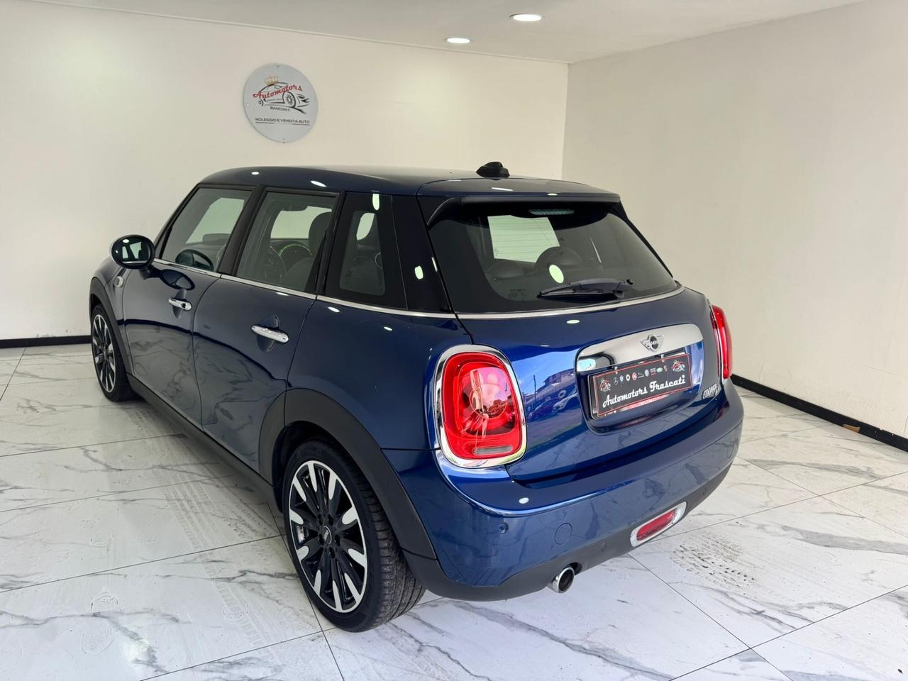 Mini 1.5 Cooper D 5 porte-LED -NAVI-GARANTITA-2014