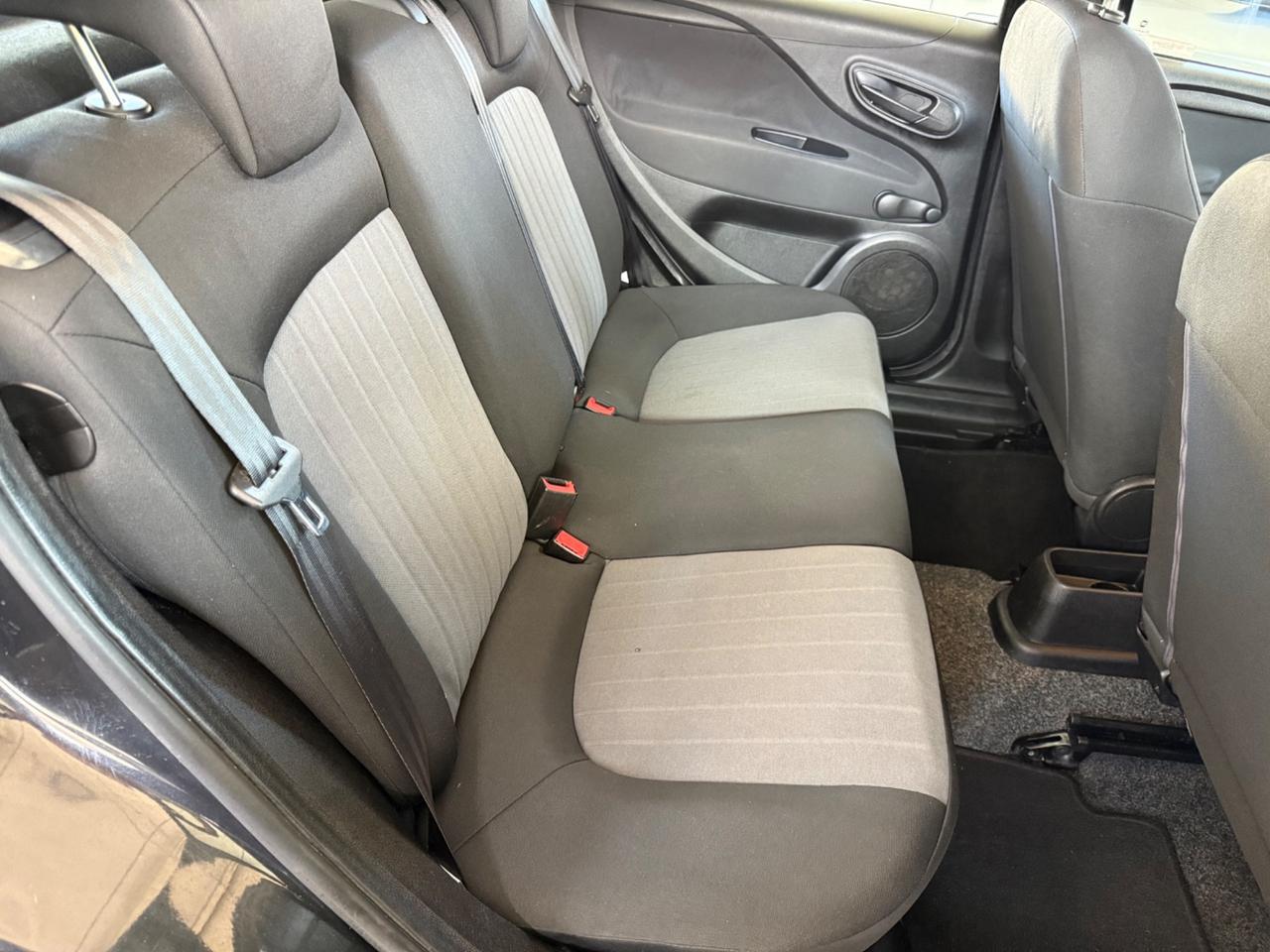 Fiat Punto 1.2 8V 5 porte Street