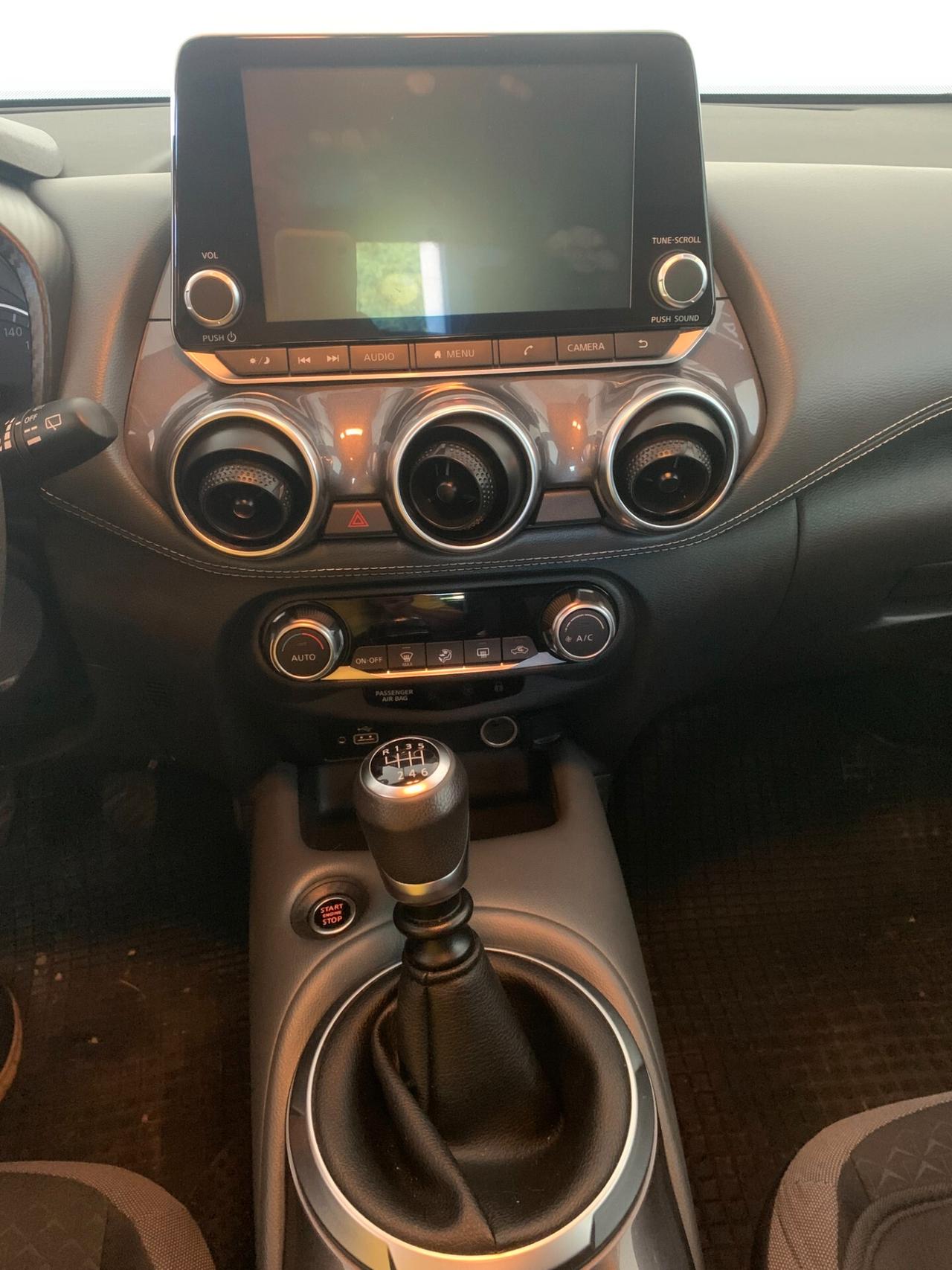 Nissan Juke 1.0 DIG-T 114 CV DCT N-Connecta