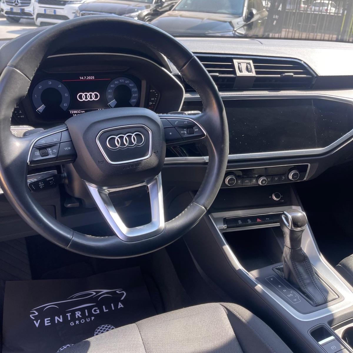 AUDI - Q3 - 35 TDI S tronic