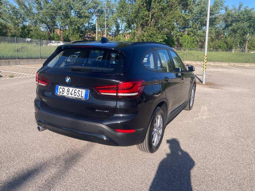 BMW X1 18 i Advantage sDrive Steptronic