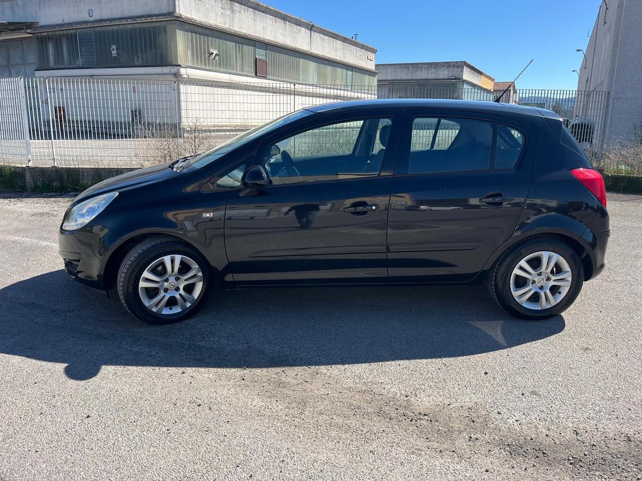 Opel Corsa 1.3 CDTI Club 141000 KM