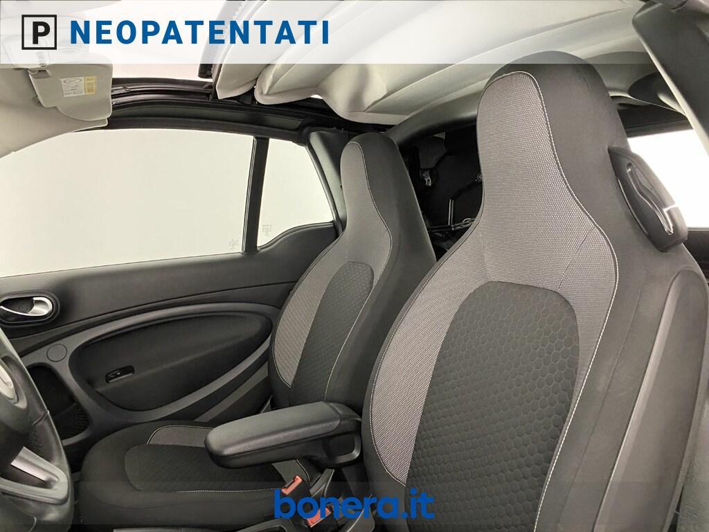 Smart fortwo cabrio EQ Passion