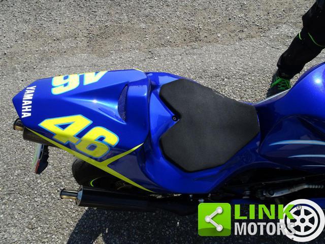 YAMAHA RD 500 LC REPLICA VALENTINO ROSSI