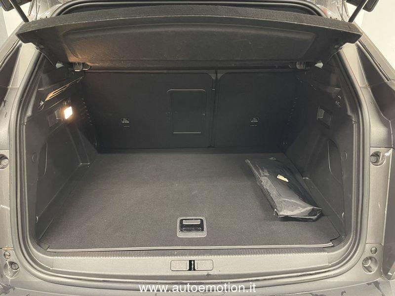 Peugeot 3008 Hybrid4 300 e-EAT8 Allure