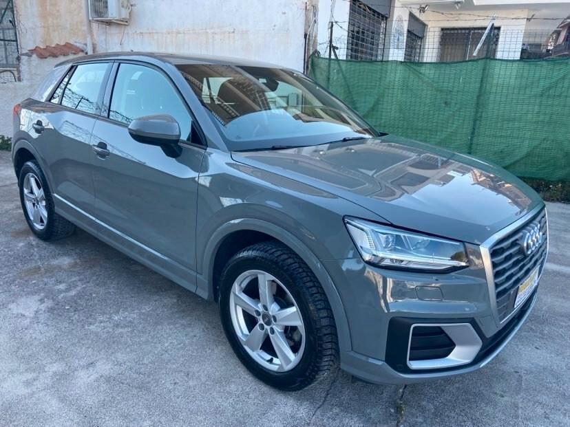 Audi Q2 30 TDI S tronic Admired 1.6 CAMBIO F1 2018