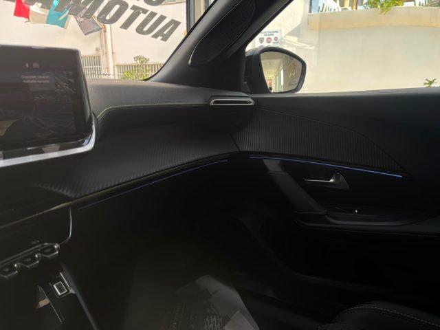 PEUGEOT 2008 Hybrid 145 e-DCS6 GT