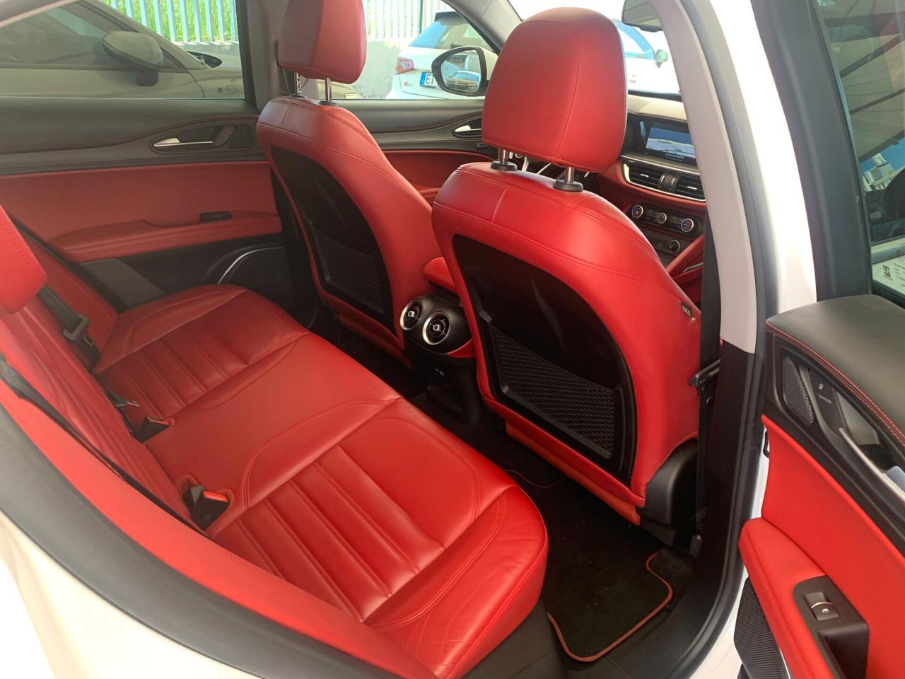 Alfa Romeo Stelvio 210 CV Q4 full tetto uniprò