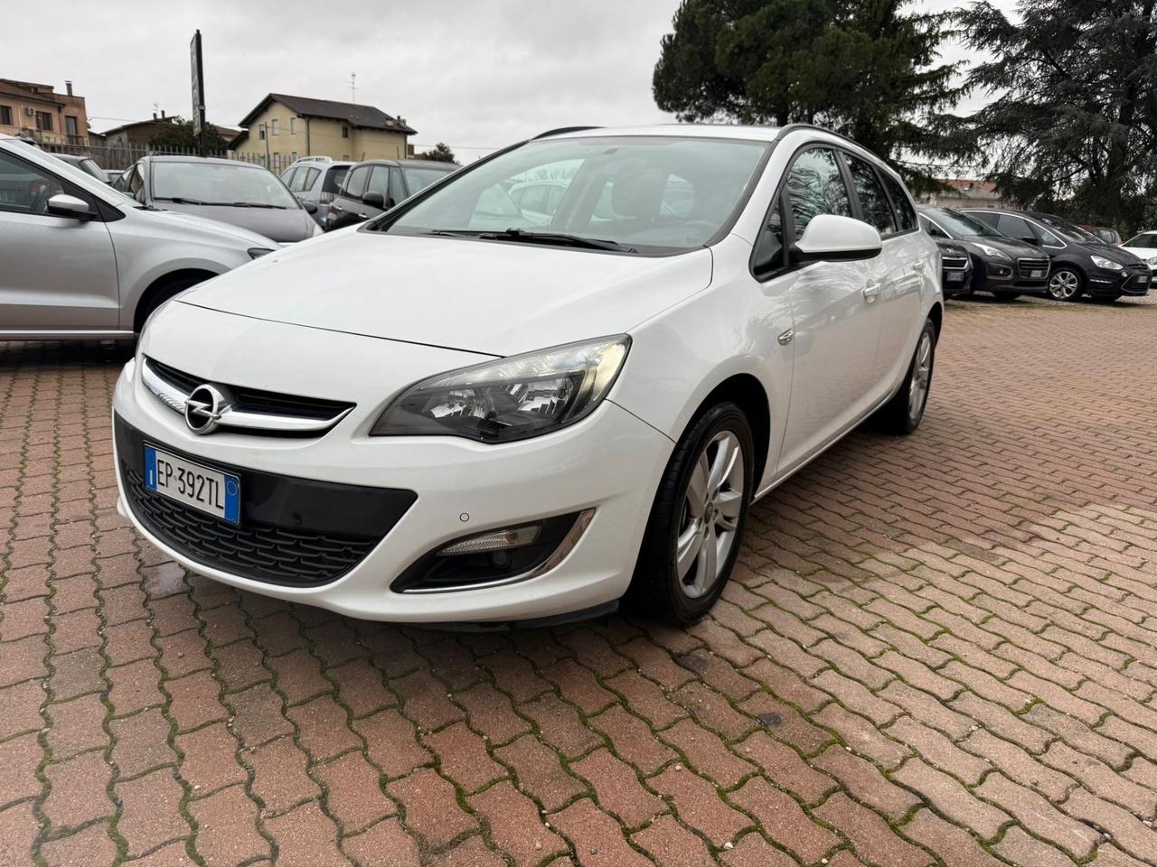Opel Astra 1.7 CDTI 110CV 5 porte Business Autocarro