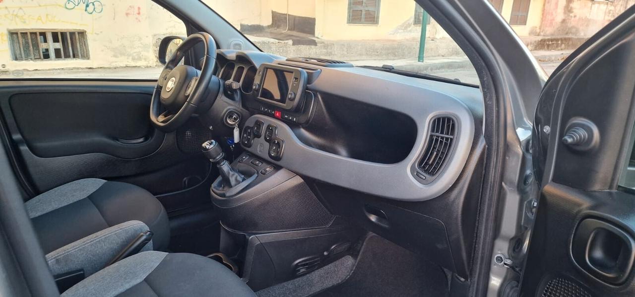 Fiat Panda 1.0 FireFly S&S Hybrid 2022 49.000KM CON BLOCKSHAFT