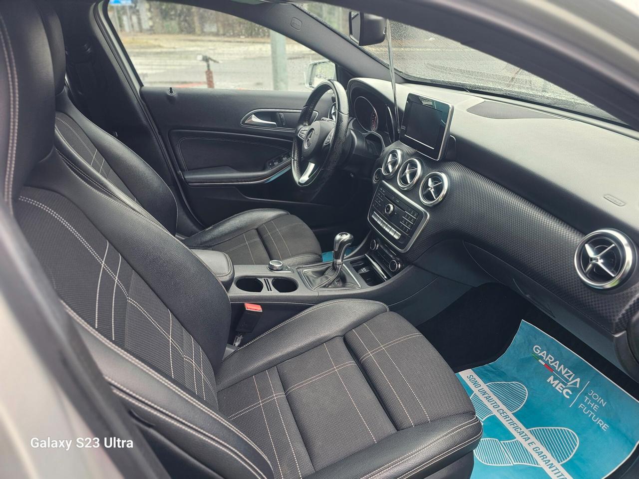 Mercedes-benz A 160 d Premium