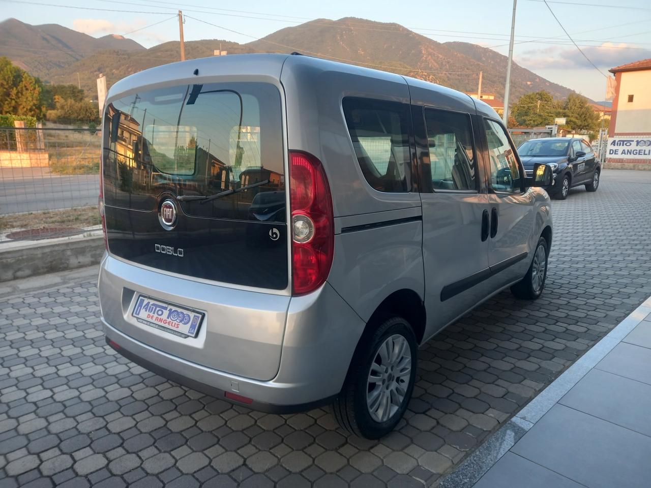 Fiat Doblo MULTIJEJET *** EMOTION *** AUTOVETTURA 5 POSTI