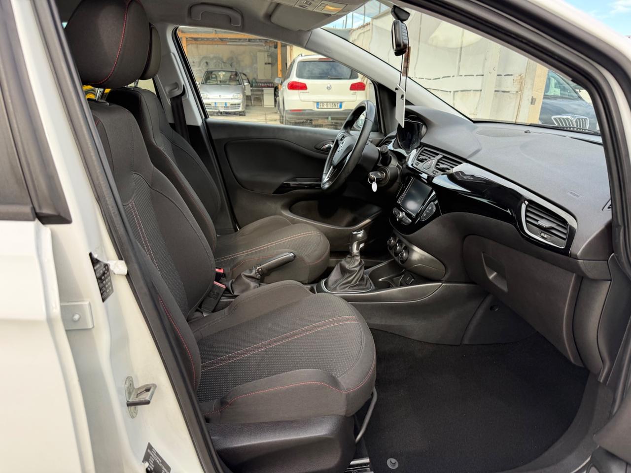 Opel Corsa 1.3 CDTI ecoFLEX 95CV b-Color