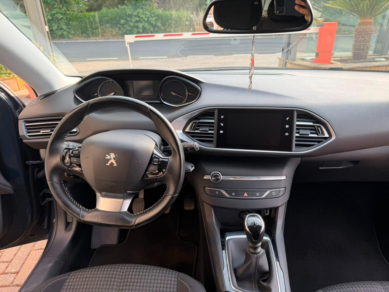Peugeot 308 BlueHDi 100 S&S SW Business