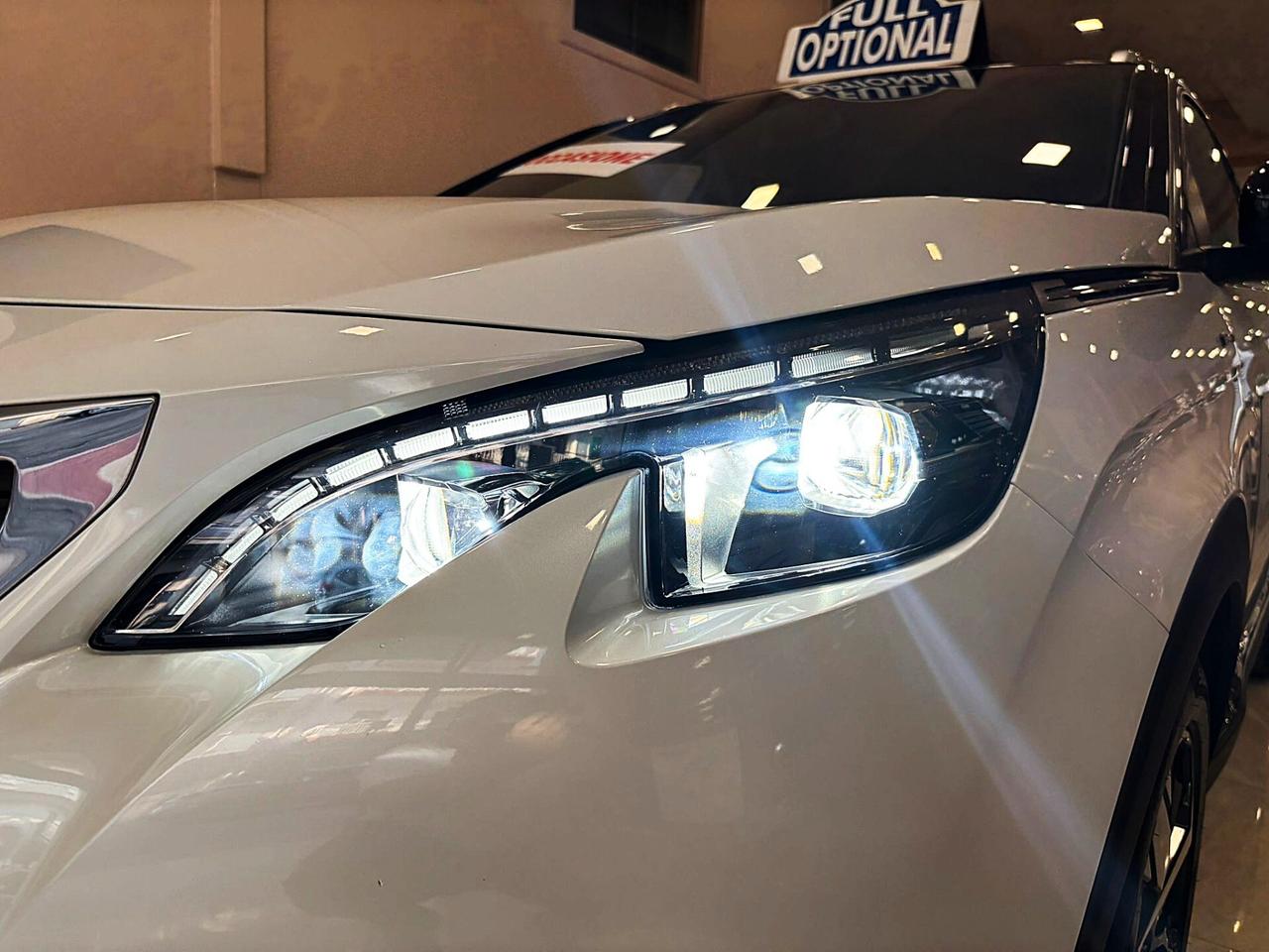 Peugeot 3008 1.6 Blue-HDI 120CV GT-LINE