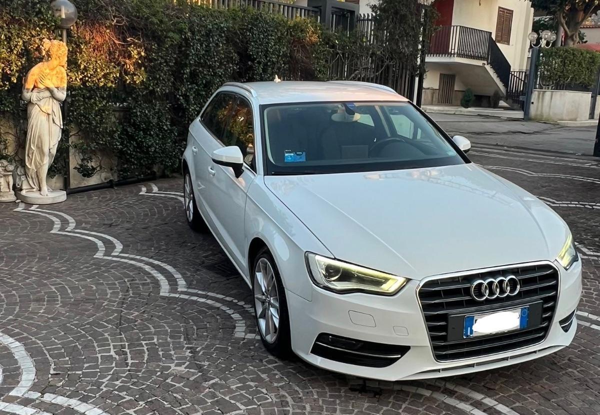 AUDI A3 Sportback 1.6 TDI clean diesel Ambition