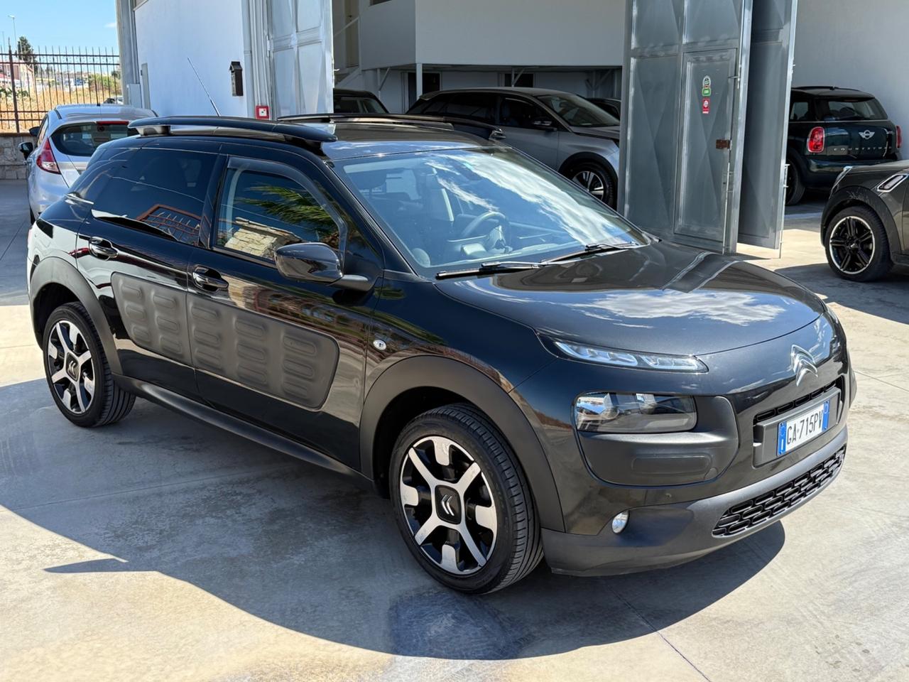 Citroen C4 Cactus 1.6 BlueHDi 100 Shine
