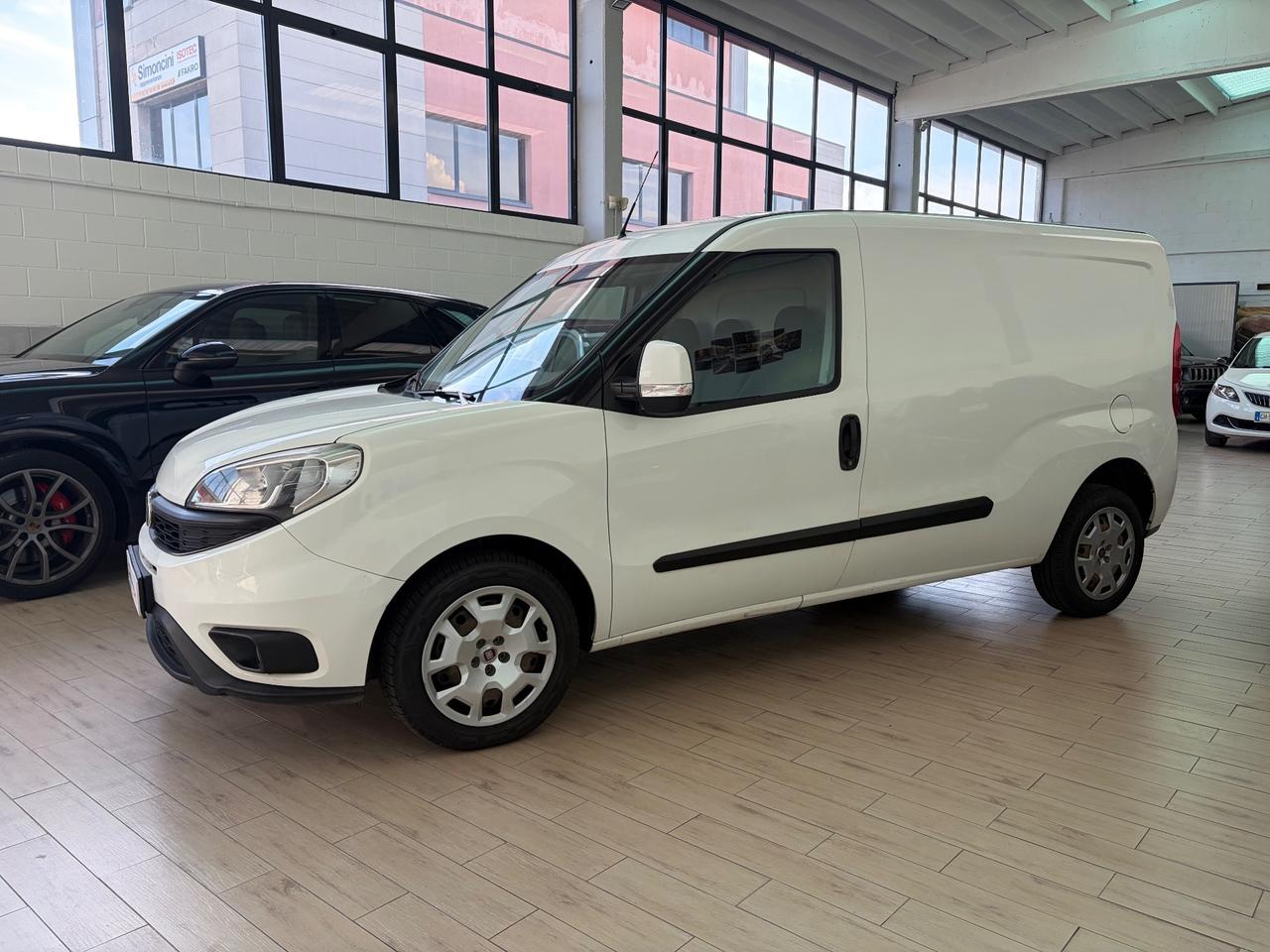 Fiat Doblò Maxi 1.6 3 posti