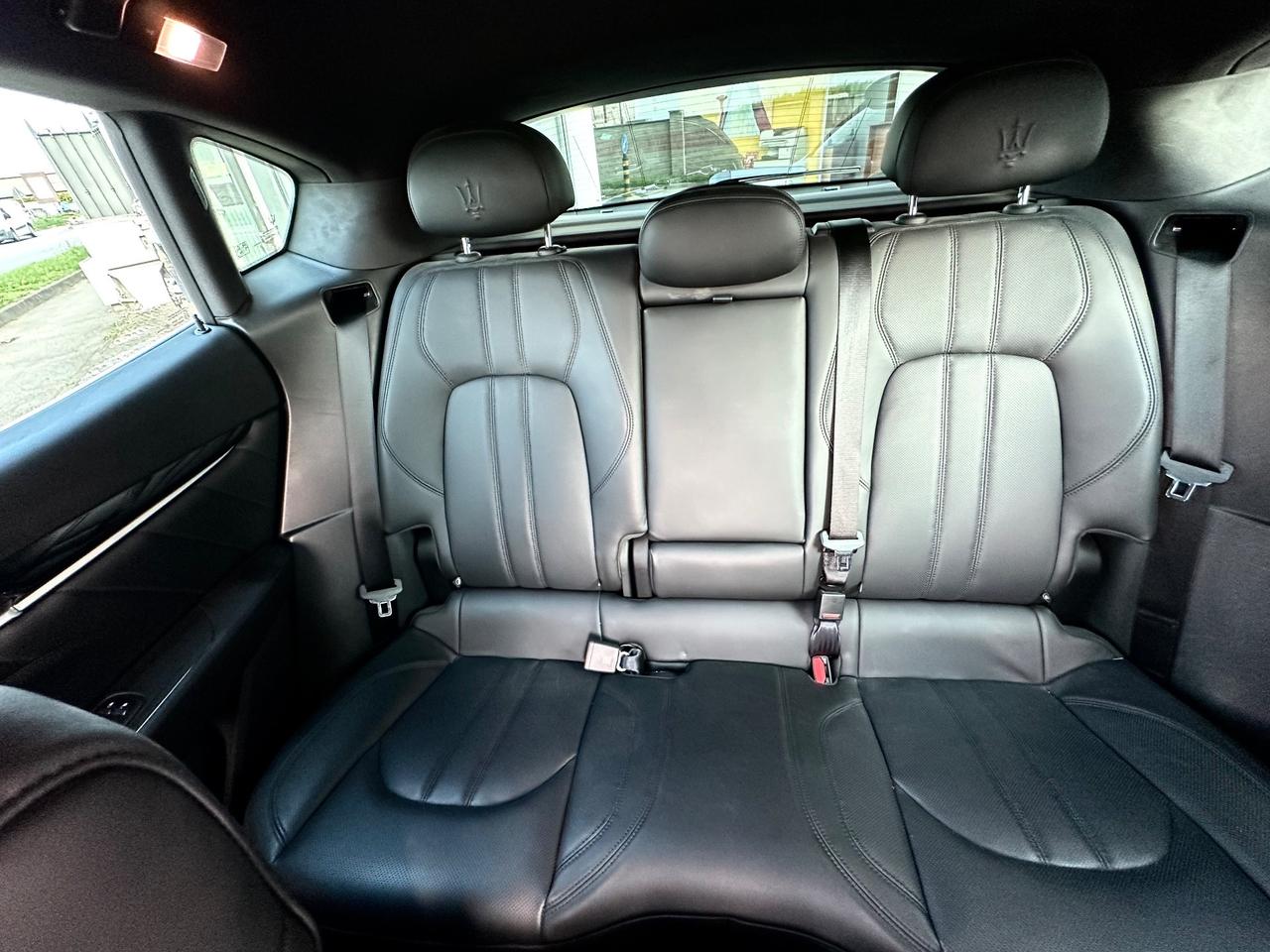 Maserati Levante V6 350 CV AWD Modena