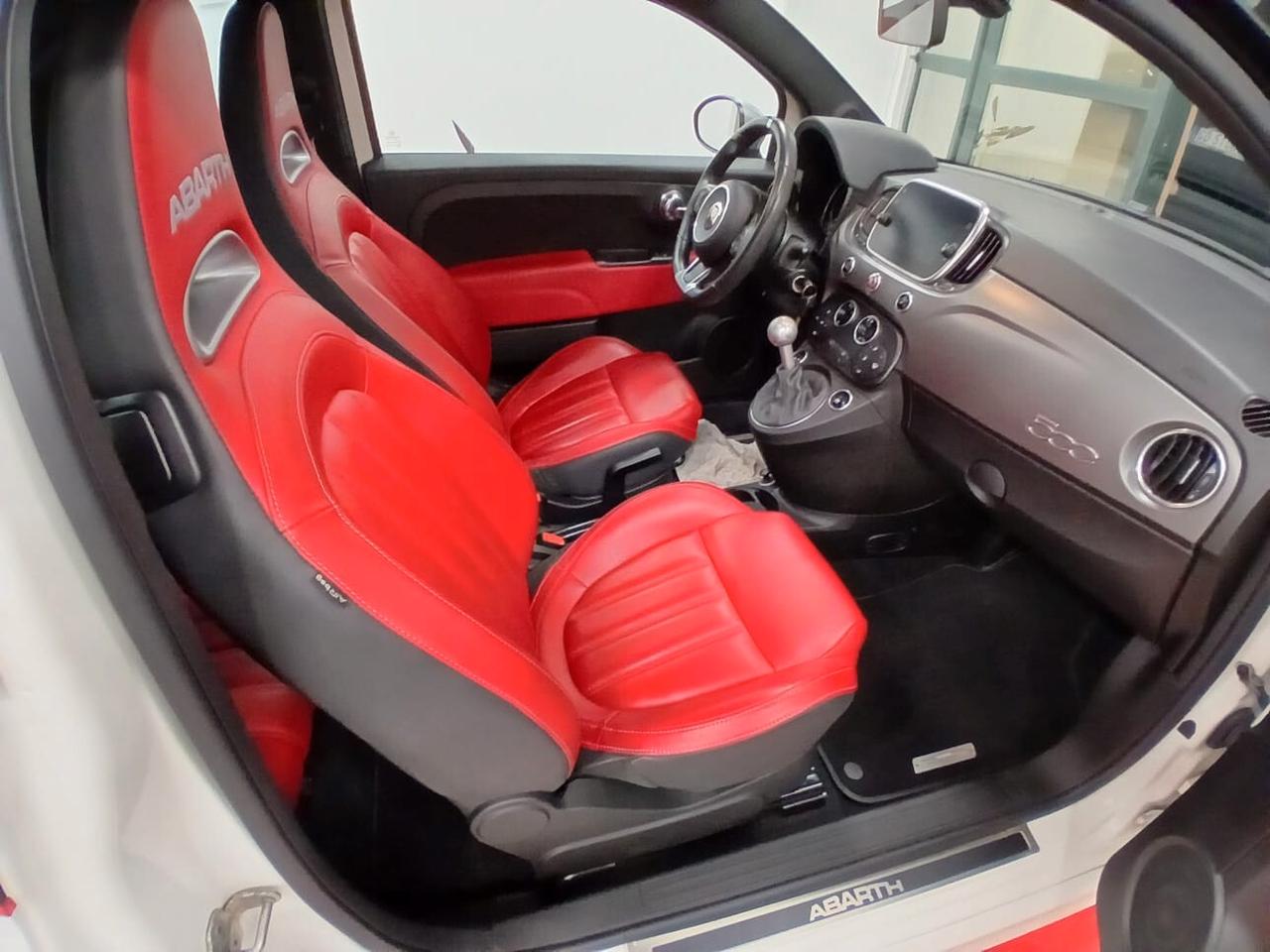 Abarth 595 1.4 Turbo T-Jet 165 CV Turismo