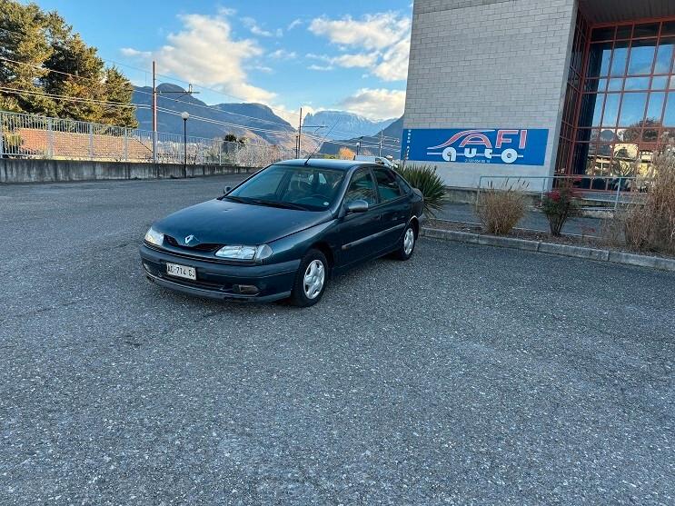 Renault Laguna 1.8i MPI cat RT