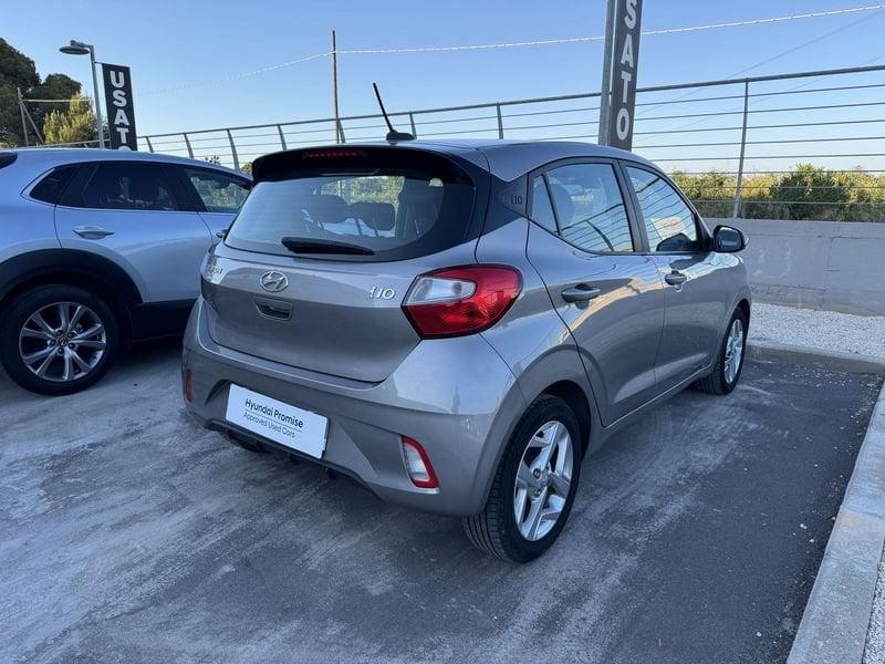 Hyundai i10 1.0 MPI Tech + Connect
