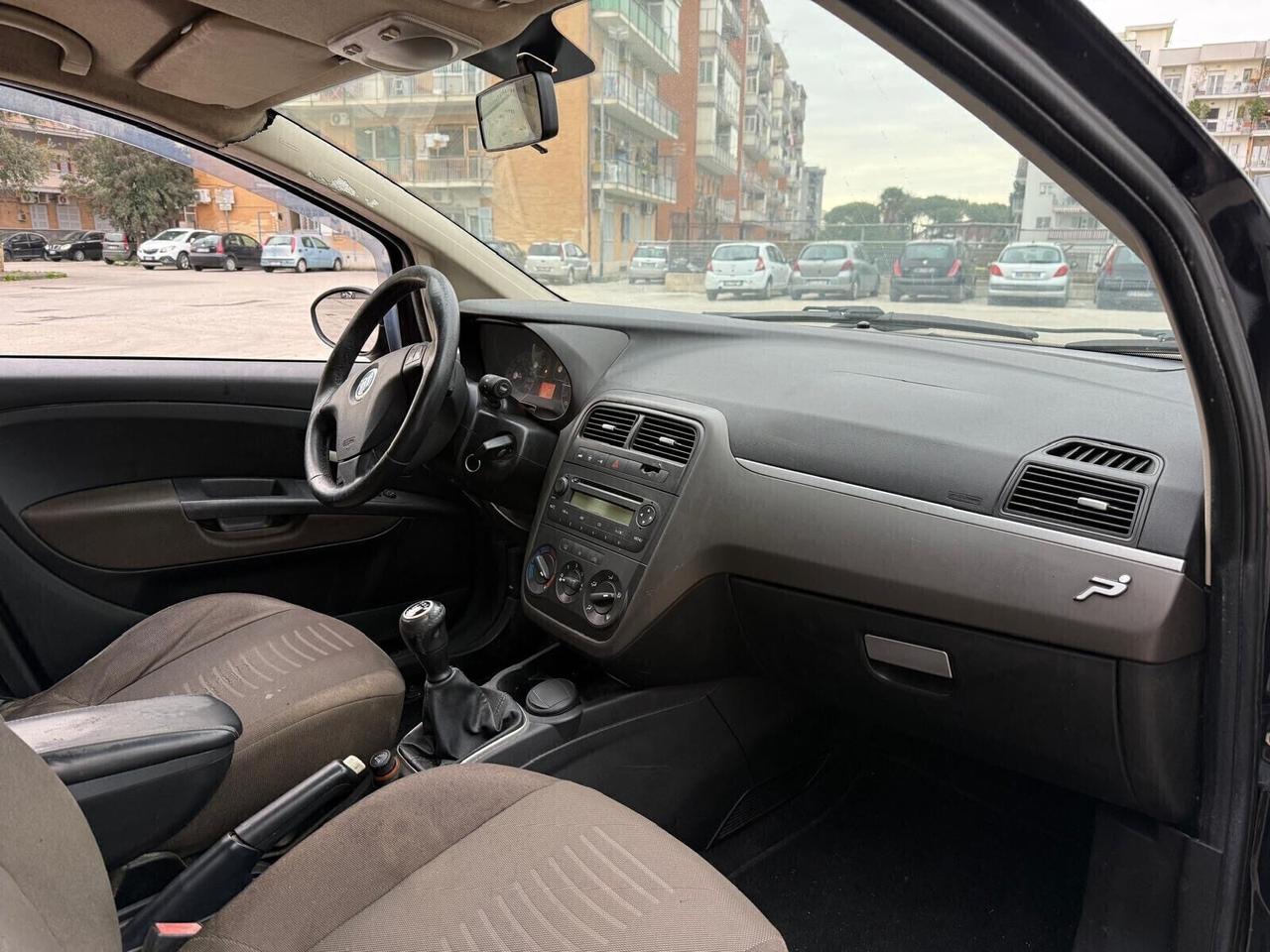 Fiat Grande Punto 1.3 MJT 75 CV 5 porte Dynamic