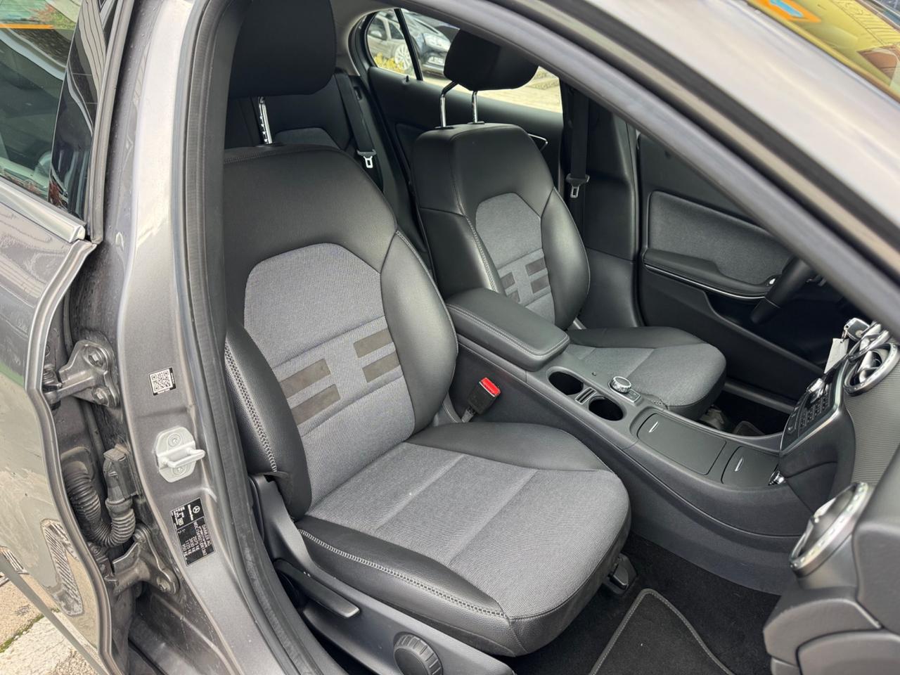 Mercedes-benz GLA 200 CDI Automatic 4Matic Sport