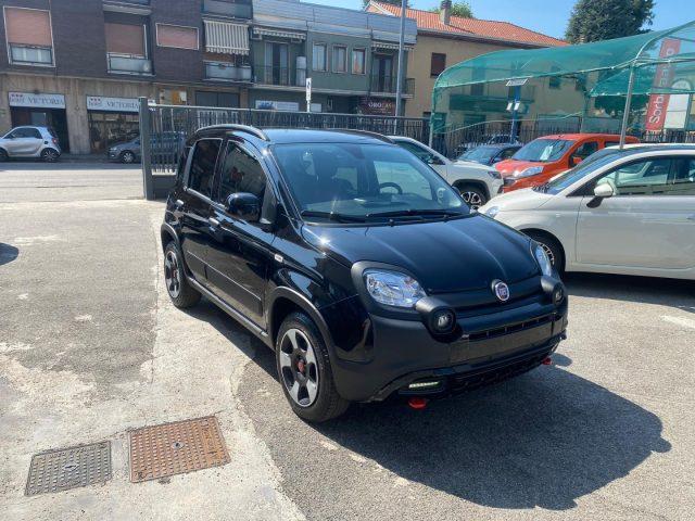 FIAT Panda Cross 1.0 FireFly S&S Hybrid con Uconnect DAB schermo 7"