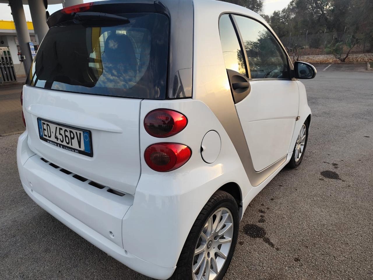 Smart ForTwo 1000 52 kW coupé pure