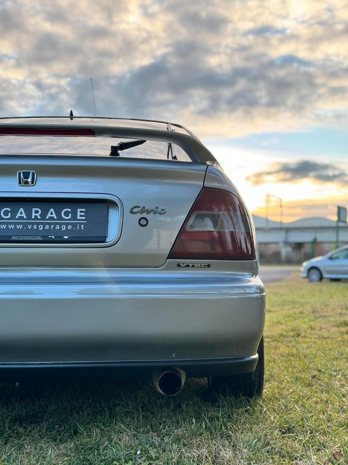 Honda Civic 1.6i V-TEC