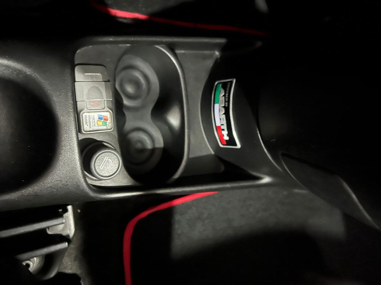 Abarth 500 C 1.4 Turbo T-Jet MTA Bicolore
