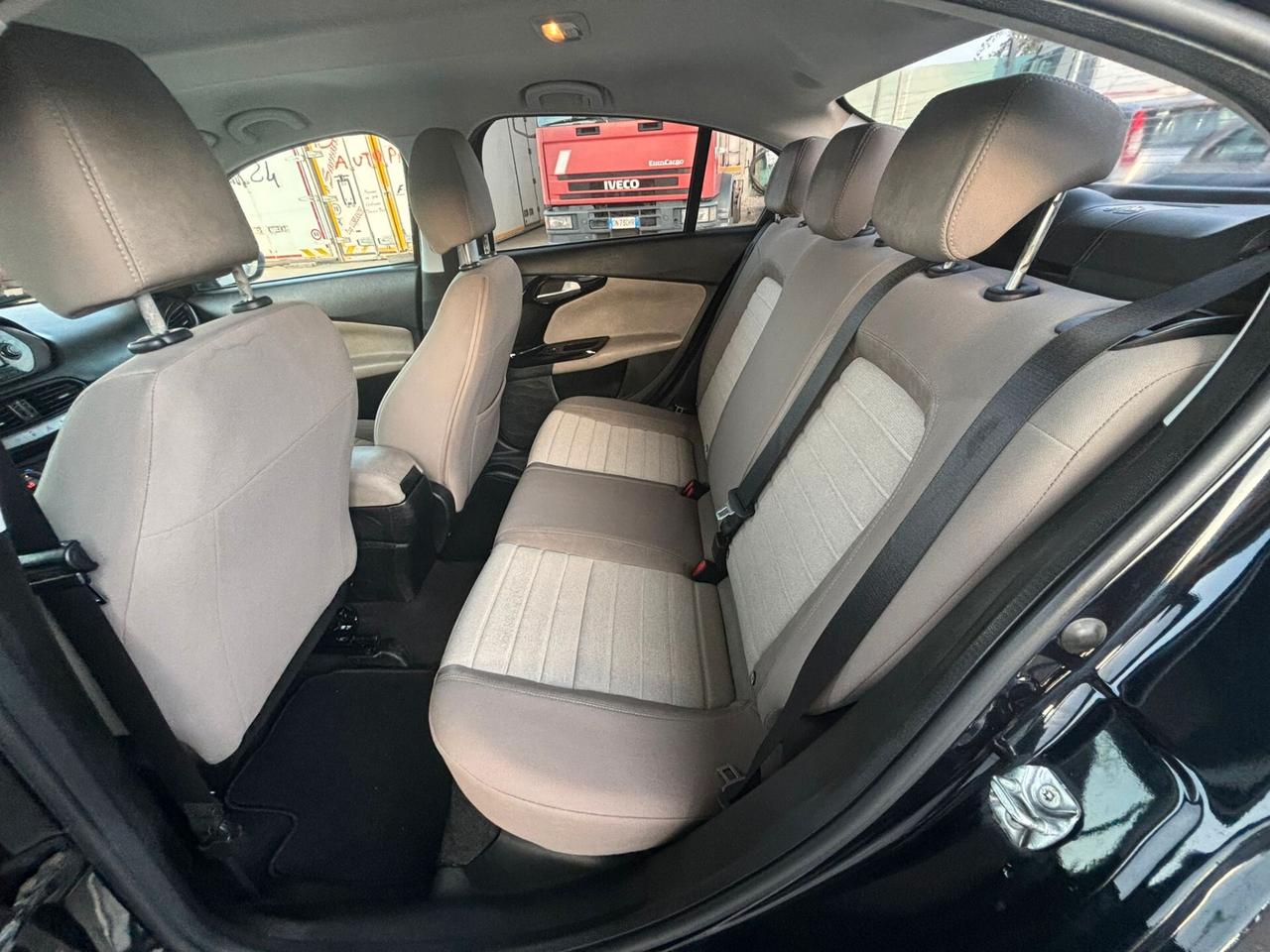 Fiat Tipo 1.6 Mjt S&S SW Lounge