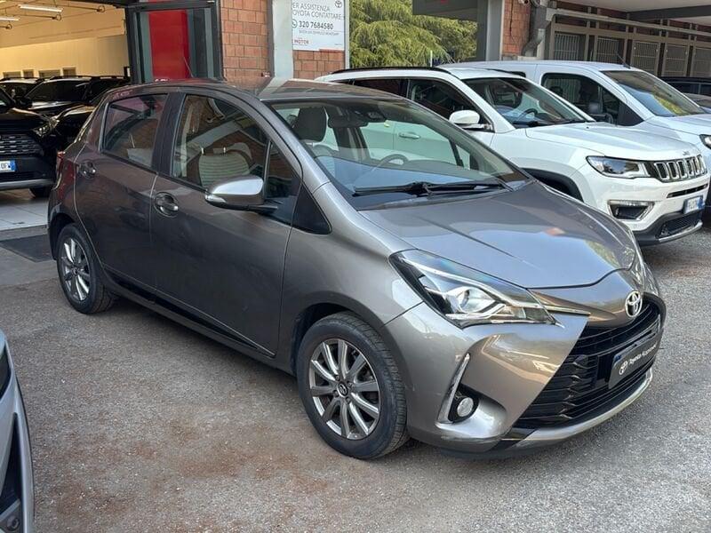 Toyota Yaris 1.0 Lounge