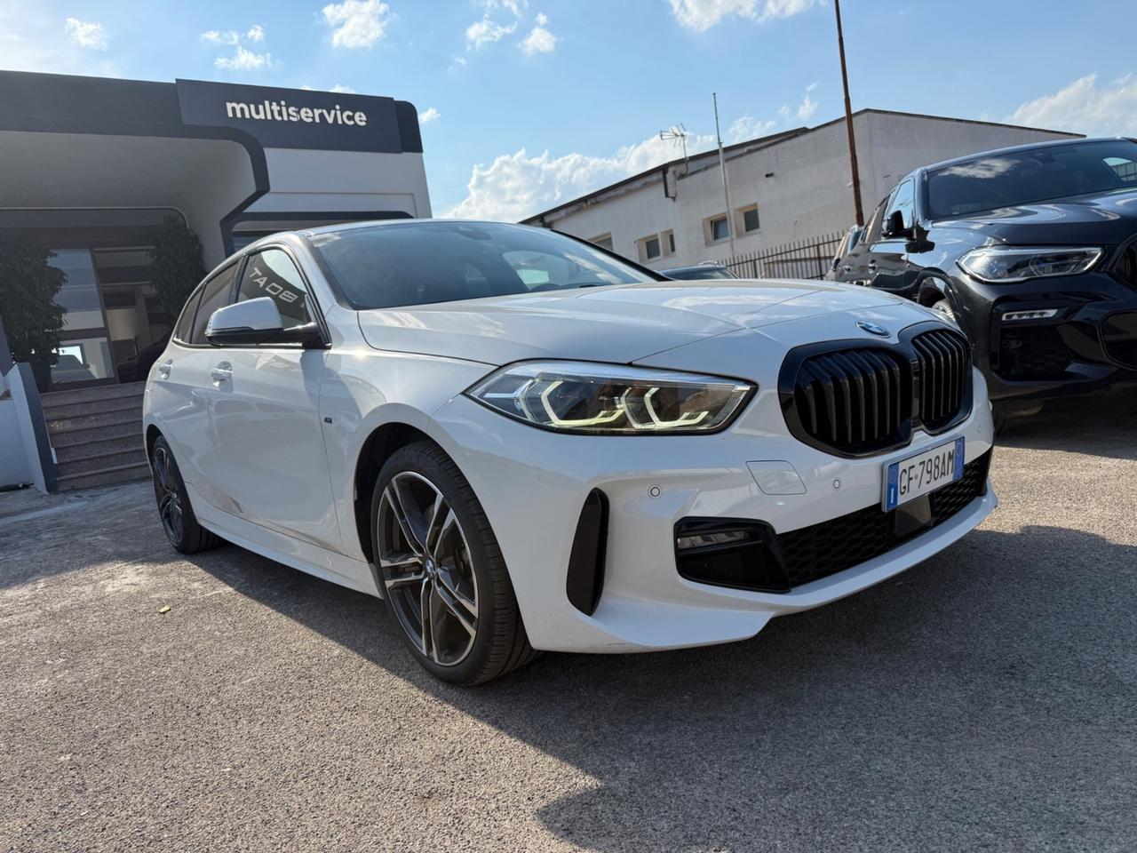 Bmw 116 116d 5p. Msport