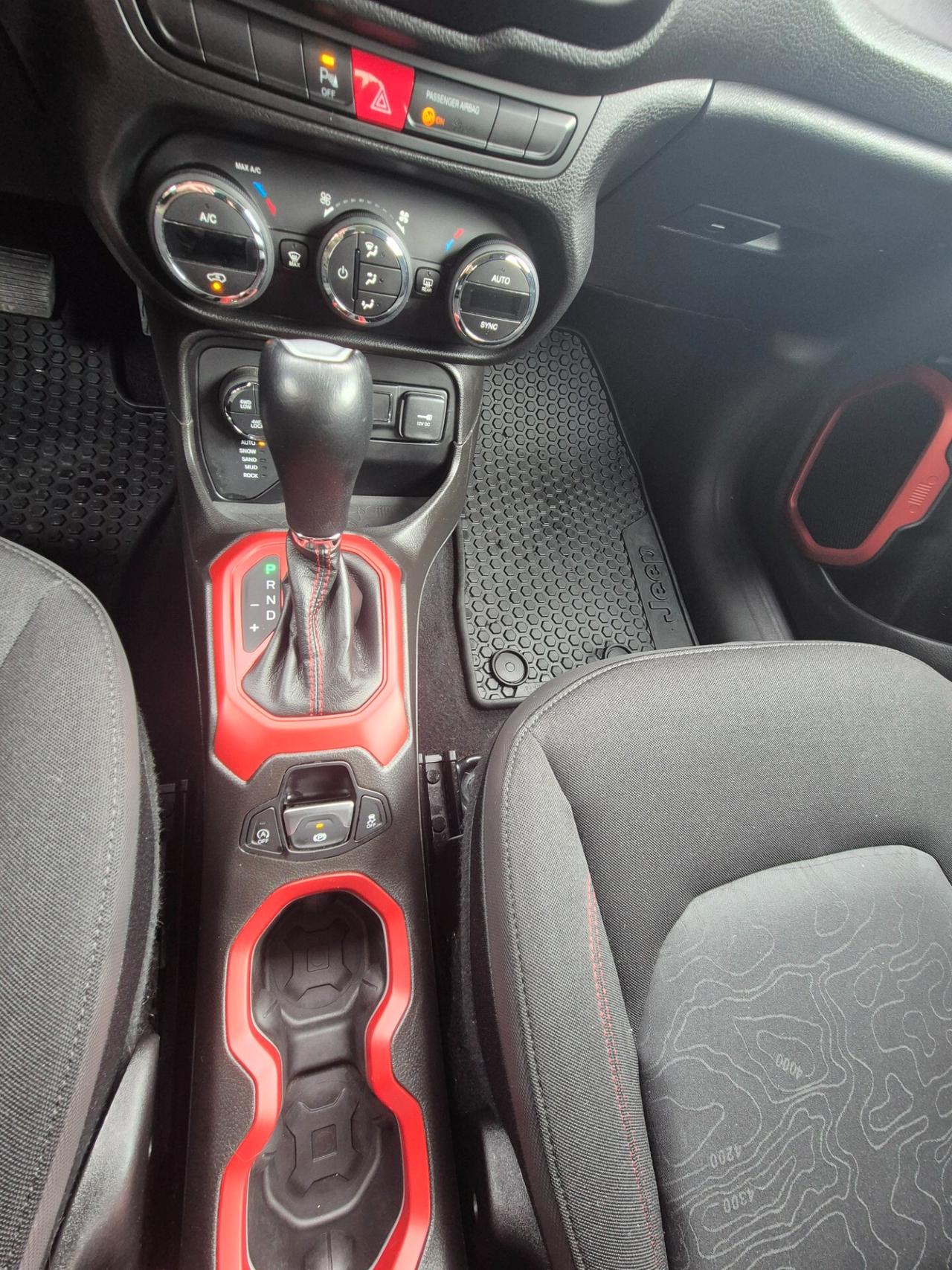 Jeep Renegade 2.0 Mjt 170CV 4WD Low Trailhawk