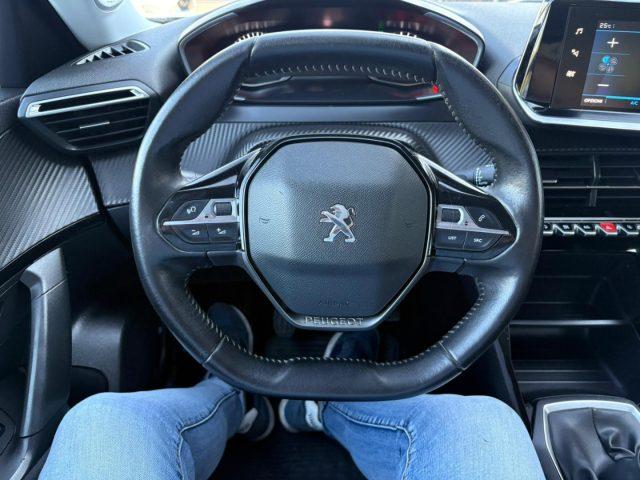 PEUGEOT 2008 BlueHDi 110 S&S Active