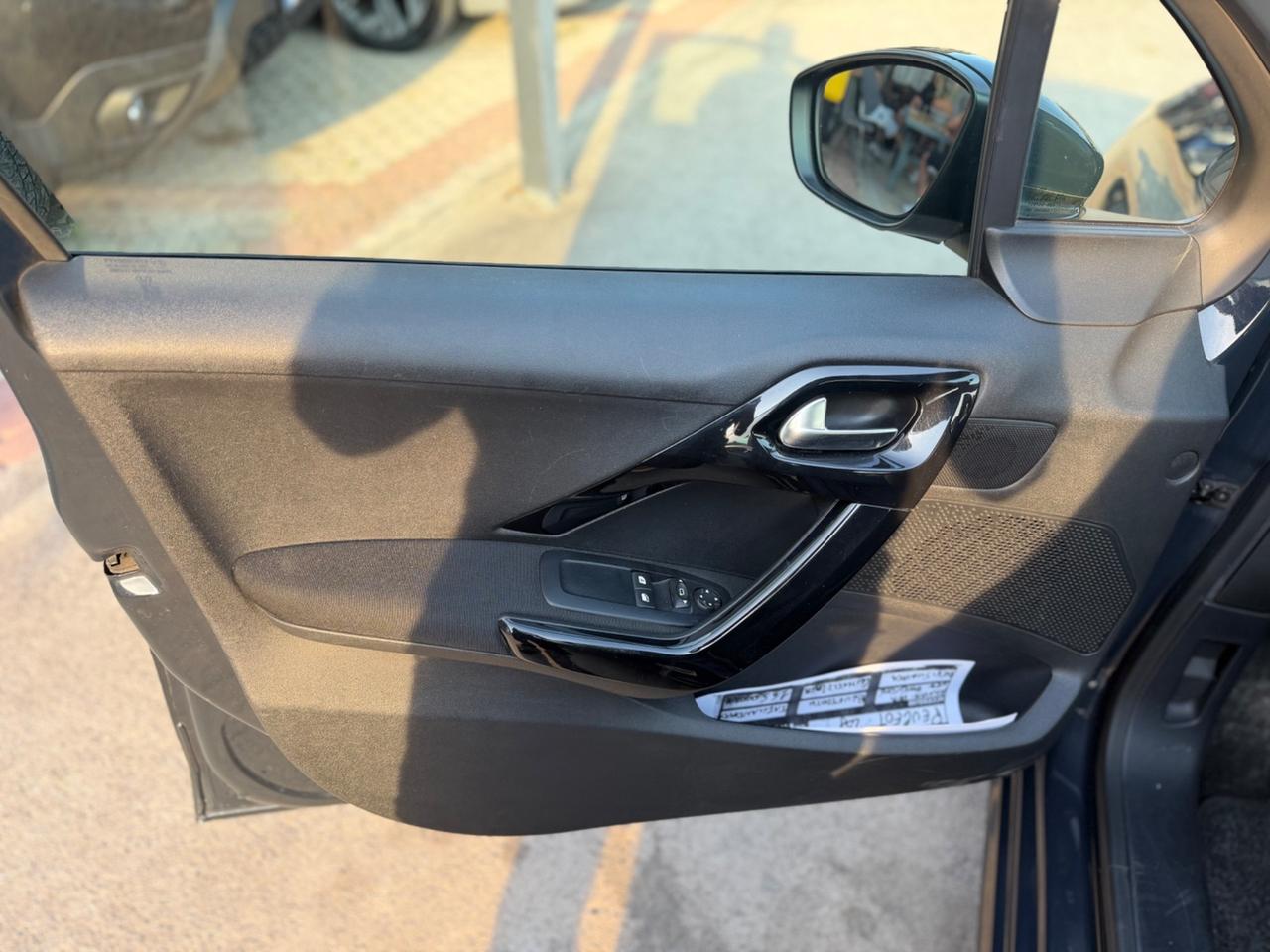Peugeot 208 5 porte Active Km Certificati