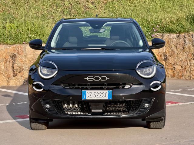 FIAT 600 HYBRID 145CV DCT MHEV+NAVI+RCAM+2PDC+LED