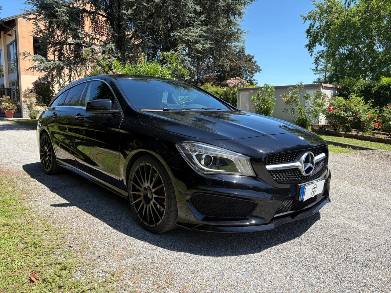 Mercedes-benz CLA 250 S.W. 4Matic Automatic Premium Dark Night