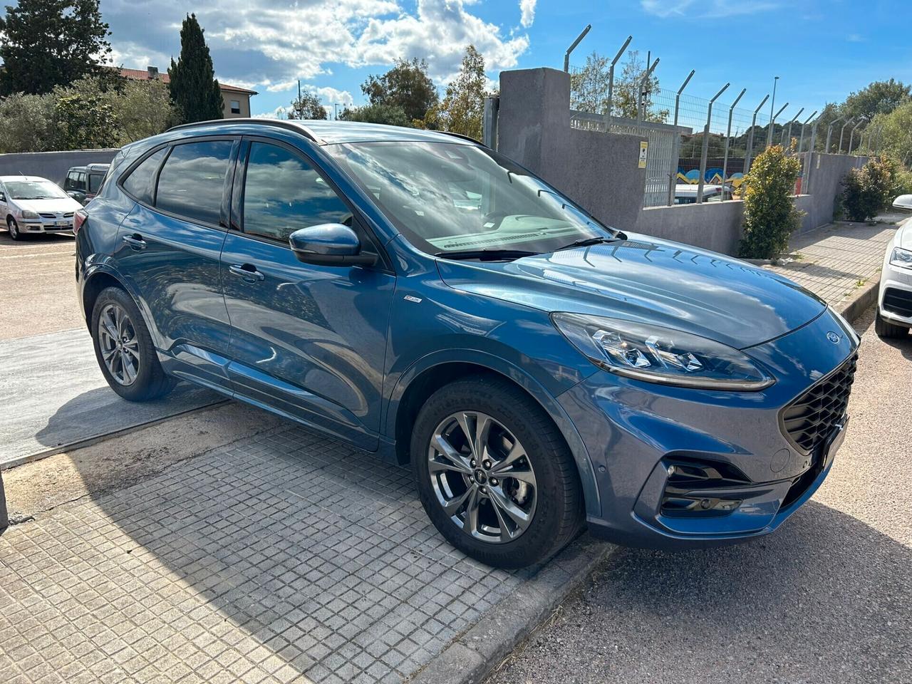 FORD KUGA ST LINE - PROMO-FULL